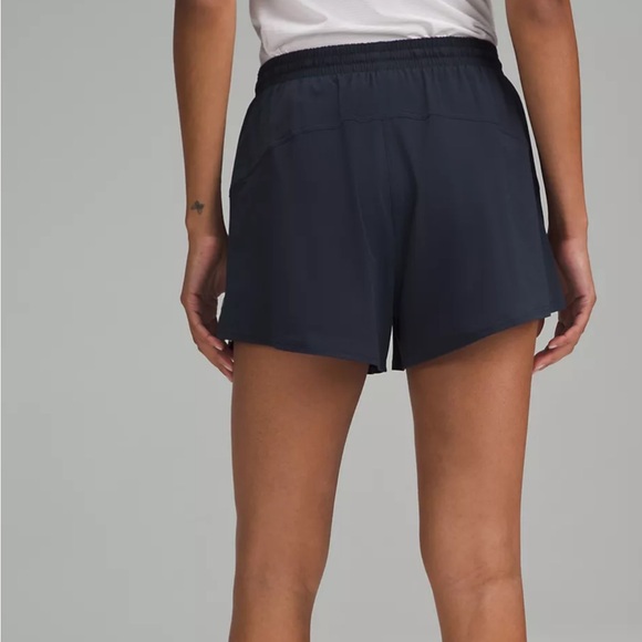 License to Train HR Lightweight Short 4” - Picture 4 of 11